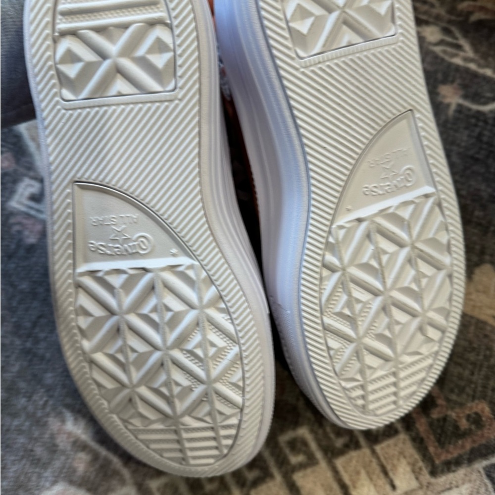 Converse Women's High-Top soft platform Sneakers in Coral - Picture 6 of 6